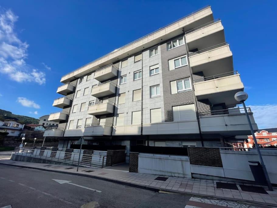 Apartamento Centro Con Garaje Castro Urdiales Exterior photo